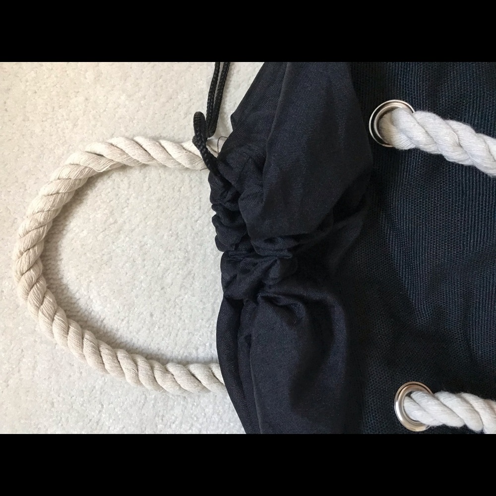 Bags - Picture 3 of 5